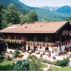 https://gastehaus-hacher.com-bavaria.com
